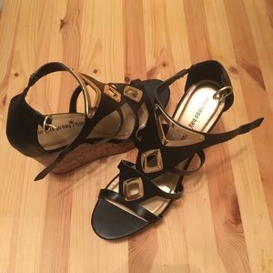 Black & gold wedges